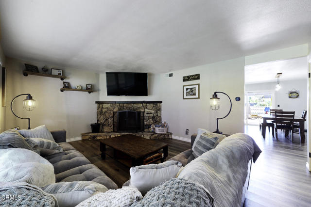 680 Redwood Lane, San Dimas CA: https://media.crmls.org/mediaz/38b3fad6-15c9-4104-b4cd-9e1e2a5edc79.jpg