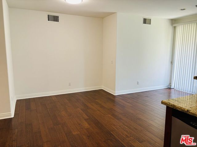Image 3 for 5132 Maplewood Ave #207, Los Angeles, CA 90004