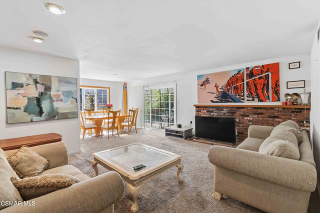 5506 Aurelia Street, Simi Valley CA: https://media.crmls.org/mediaz/38b6ca8a-2288-4cae-b8f9-a375a0eda75e.jpg