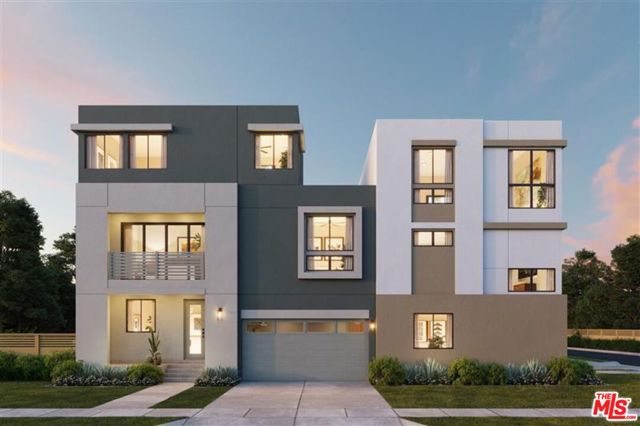 2505 W Berkeley Avenue, Los Angeles CA: https://media.crmls.org/mediaz/38b6f56c-2e84-4414-a9fd-7977e84c7e8e.jpg