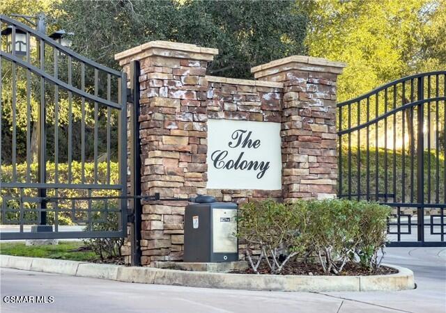 The Colony Gates