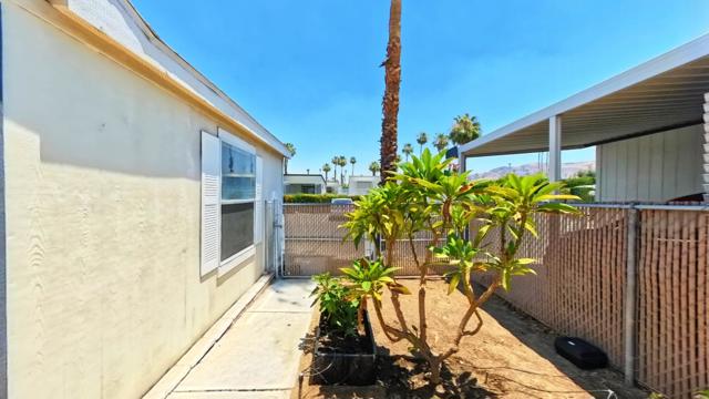 234 Lei Drive, Palm Springs CA: https://media.crmls.org/mediaz/38b7f284-4c52-4e8c-ab9a-38708be1f6ff.jpg