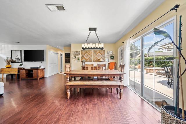10263 Avenida Real, Lakeside CA: https://media.crmls.org/mediaz/38b82985-79fb-49e8-b498-bcc54d235742.jpg