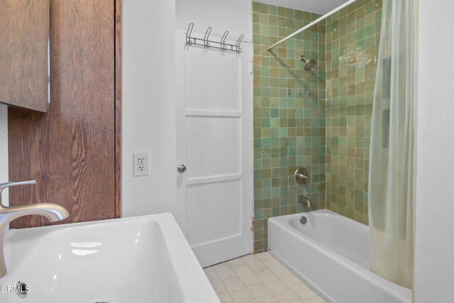 Detail Gallery Image 9 of 23 For 225 E Guava St, Oxnard,  CA 93033 - 4 Beds | 2 Baths