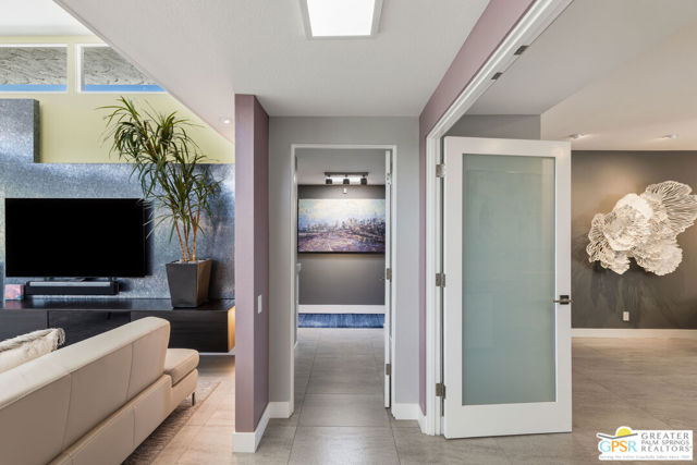 1566 Cabildo Circle, Palm Springs, CA 92264