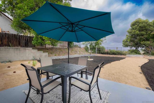 1426 Westwood Pl., Oceanside CA: https://media.crmls.org/mediaz/38bcf173-8da6-466a-83de-63879680c23e.jpg