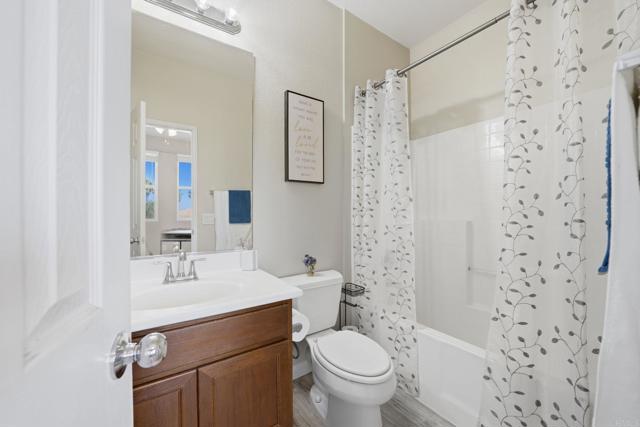 1241 Santa Cora Ave, Chula Vista CA: https://media.crmls.org/mediaz/38bcf73f-cba3-431e-9a7c-a7ad9390b64b.jpg