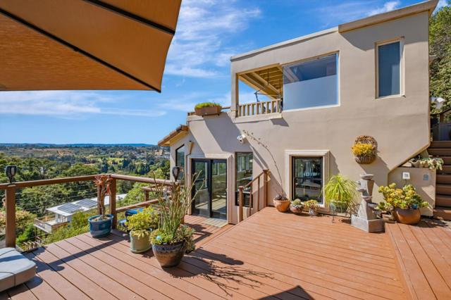3300 Crystal Heights Drive, Soquel CA: https://media.crmls.org/mediaz/38bd49a8-342f-4c07-acae-b994faa0debc.jpg