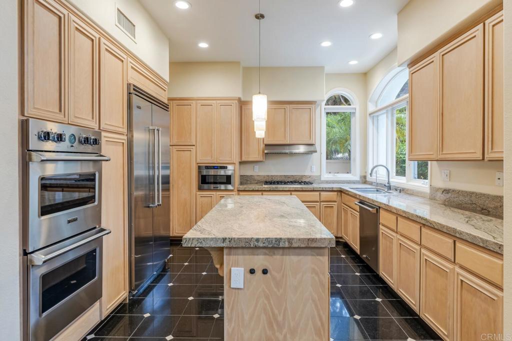 5370 Renaissance Avenue - photo 10