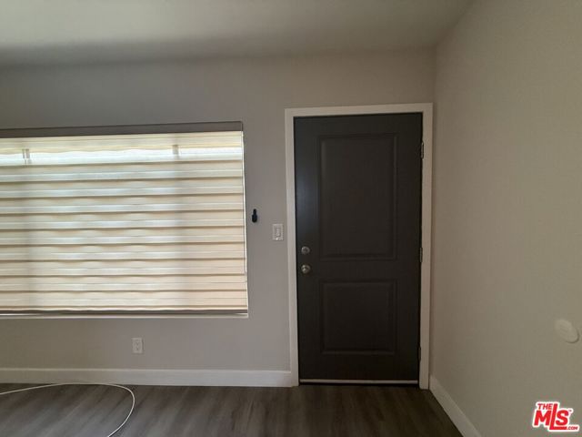 1625 Franklin Street, Santa Monica CA: https://media.crmls.org/mediaz/38bf1ef2-85ee-4aba-b723-3d96ebda9a9b.jpg