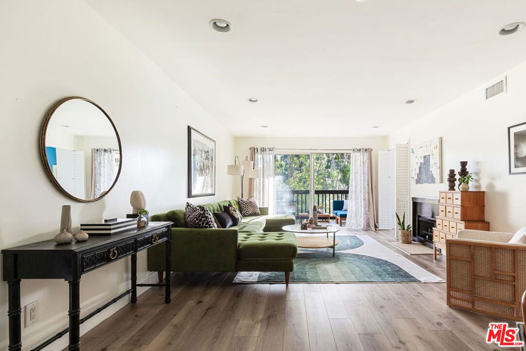 7310 Raintree Circle, Culver City, CA 90230