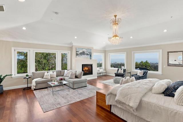 150 New Place Road, Hillsborough CA: https://media.crmls.org/mediaz/38bfa763-fdb4-4de9-90ca-78df2642788f.jpg