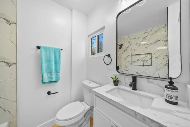 Image 24 of 51 For 11564 Manzanita Road