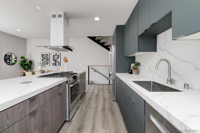 3739 31St St, San Diego CA: https://media.crmls.org/mediaz/38c09bbf-1638-437f-9a79-a79ad74745e0.jpg