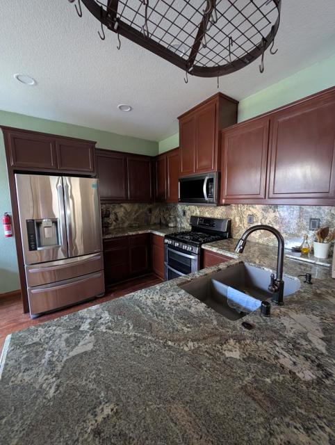 4972 Madamin Way, Sacramento CA: https://media.crmls.org/mediaz/38c0e691-1b50-4bad-b96e-bdebc943c0d0.jpg