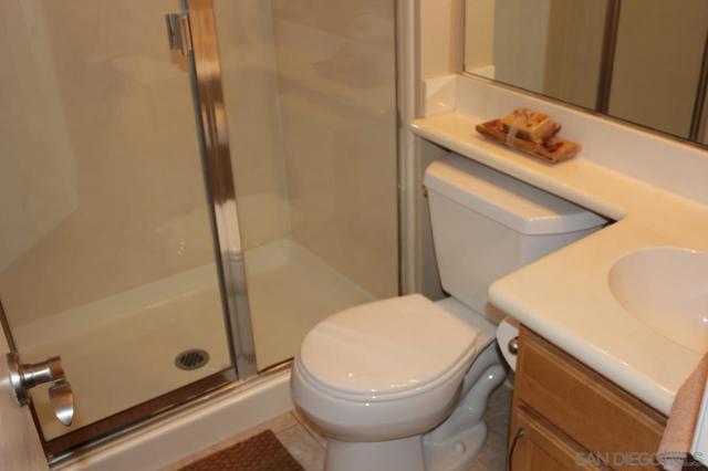 6101 Adelaide Ave, San Diego CA: https://media.crmls.org/mediaz/38c13fbe-c7c8-4f60-9dc1-a29d628ee810.jpg