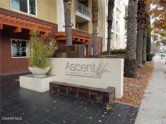 Photo of 21301 Erwin Street #212, Woodland Hills, CA 91367