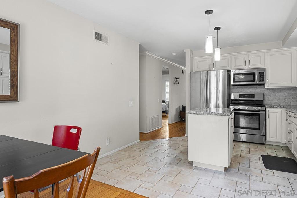 3631 Caminito Carmel Landing - photo 13