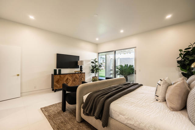 76670 Lark Lane, Indian Wells CA: https://media.crmls.org/mediaz/38c28d1f-1865-47a8-bb35-d262a6e857ab.jpg