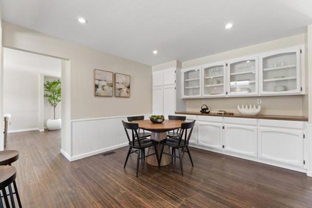 10980 New Avenue, Gilroy CA: https://media.crmls.org/mediaz/38c2e99b-9978-4b3e-8aea-6c9cda6cbb92.jpg