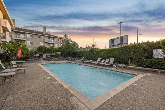 300 Murchison Drive, Millbrae CA: https://media.crmls.org/mediaz/38c32056-f310-4fcc-b858-6b29fab93adc.jpg