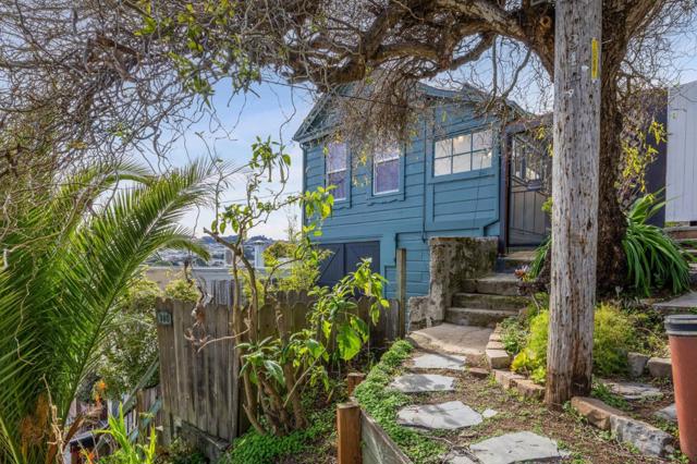 360 Bradford Street, San Francisco CA: https://media.crmls.org/mediaz/38c37a3c-4af9-4b6d-845b-3a32d6b3c8cc.jpg