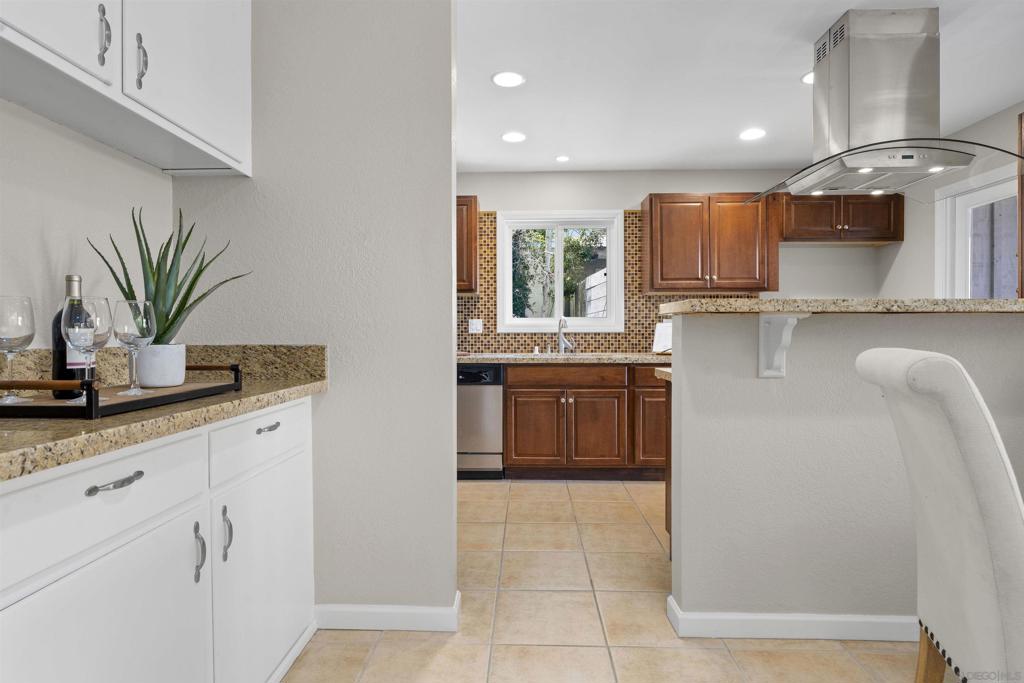 MLS #250034294SD img 20