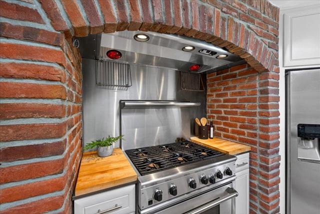 1312 Lubich Drive, Mountain View CA: https://media.crmls.org/mediaz/38c3cf67-76bc-436e-b553-805d65ff6d09.jpg