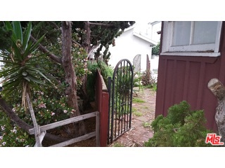 2701 OAK Avenue, Manhattan Beach, California 90266, 2 Bedrooms Bedrooms, ,1 BathroomBathrooms,Residential,Sold,OAK,15889023