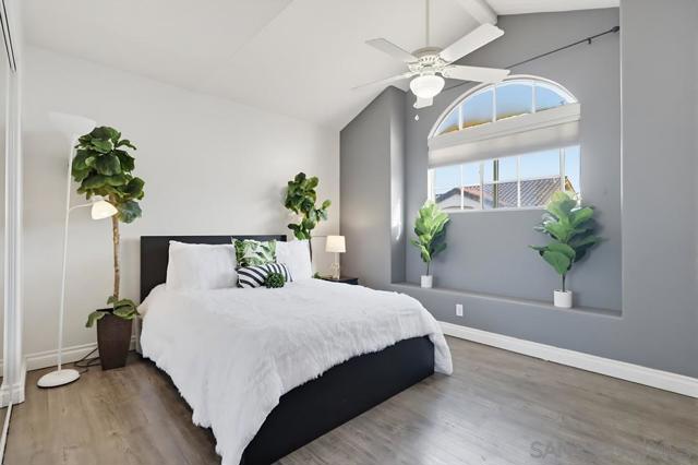 554 Friendly Ct E, El Cajon CA: https://media.crmls.org/mediaz/38c47e89-a1c7-4bf3-b850-685d0892c5f2.jpg