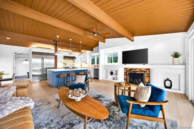 660 Cabrillo Ave, Coronado CA: https://media.crmls.org/mediaz/38c4b65c-b3dc-4f93-ba5e-f7d81b2fc658.jpg