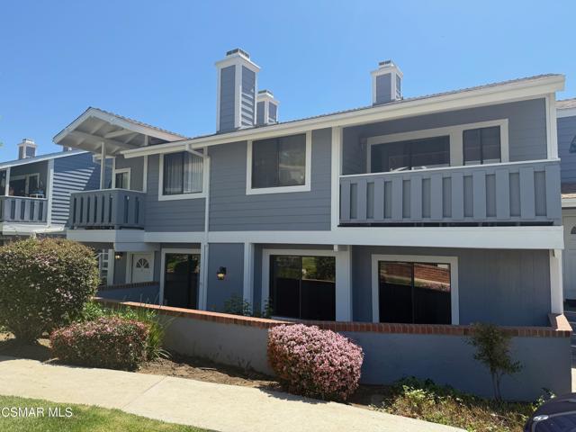 29105 Thousand Oaks Boulevard, Agoura Hills CA: https://media.crmls.org/mediaz/38c63923-43ab-4ab3-b69f-0de0755218c5.jpg