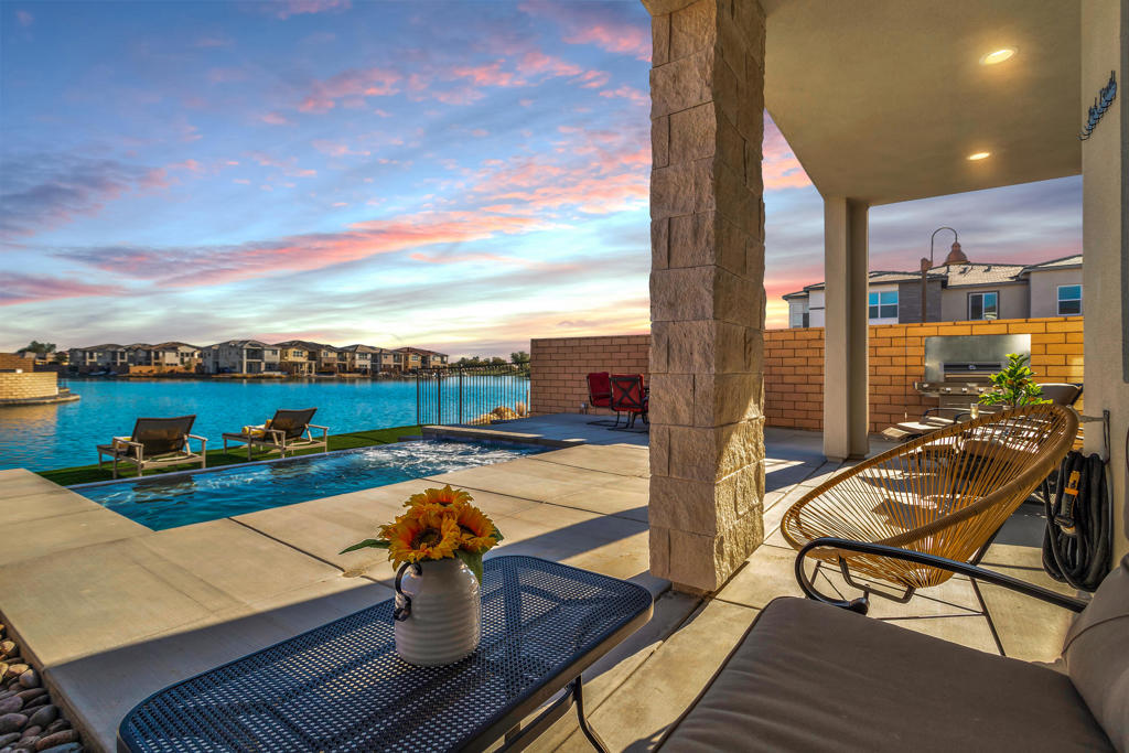 MLS #219137918PS image #2