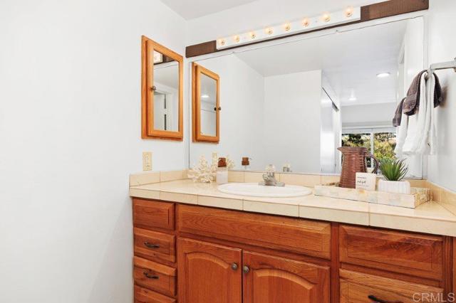 Detail Gallery Image 25 of 43 For 1813 Wilton Rd., Encinitas,  CA 92024 - 2 Beds | 2 Baths