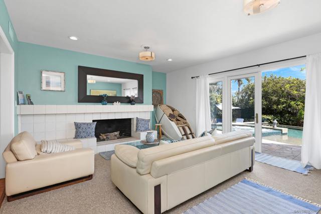 885 Rosecrans St, San Diego CA: https://media.crmls.org/mediaz/38c841f2-0902-4c3d-94d3-0ef929f5db27.jpg