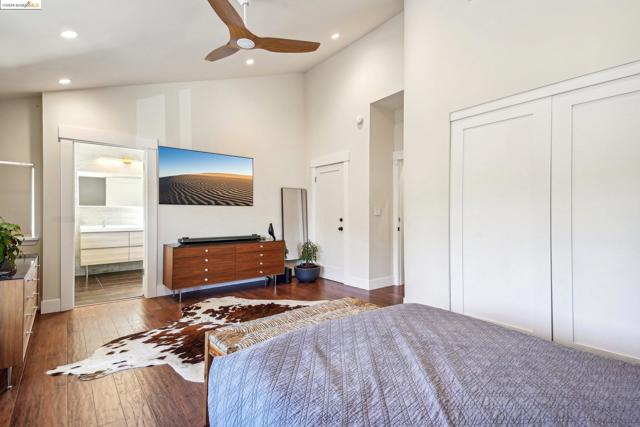 Image 27 of 46 For 90 Starview Dr