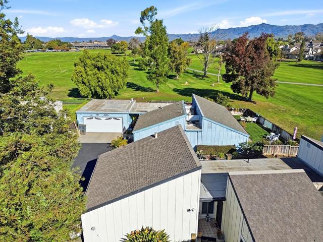 304 Ridgemark Drive, Hollister CA: https://media.crmls.org/mediaz/38c9c139-1913-4d79-b532-bdf868acca62.jpg