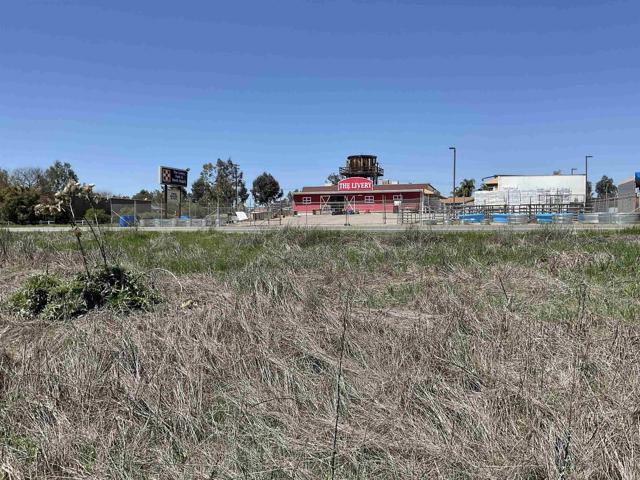 Detail Gallery Image 5 of 47 For 2536 Main Street, Ramona,  CA 92065 - – Beds | – Baths