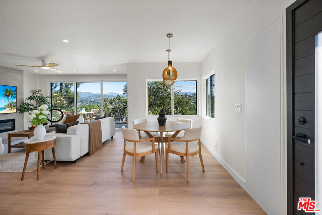 3260 Sagamore Way, Los Angeles CA: https://media.crmls.org/mediaz/38c9e09a-4645-4561-9b24-295e4b3ab295.jpg