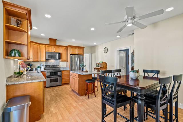 1995 Old Calaveras Road, Milpitas CA: https://media.crmls.org/mediaz/38ca9925-ebec-4782-9b4a-c920626fe12a.jpg