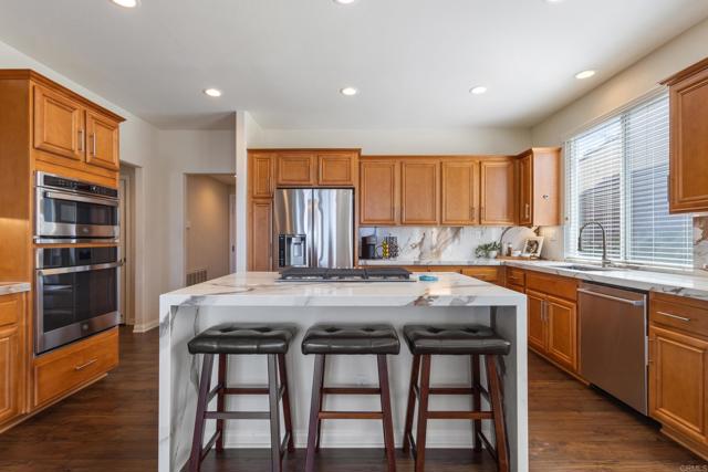 Detail Gallery Image 15 of 72 For 2152 Rocky Point Way, San Marcos,  CA 92078 - 5 Beds | 4 Baths