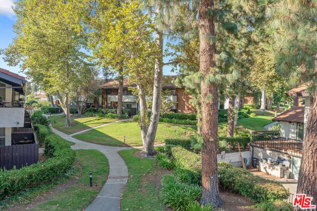 31567 Lindero Canyon Road, 3 photo 2