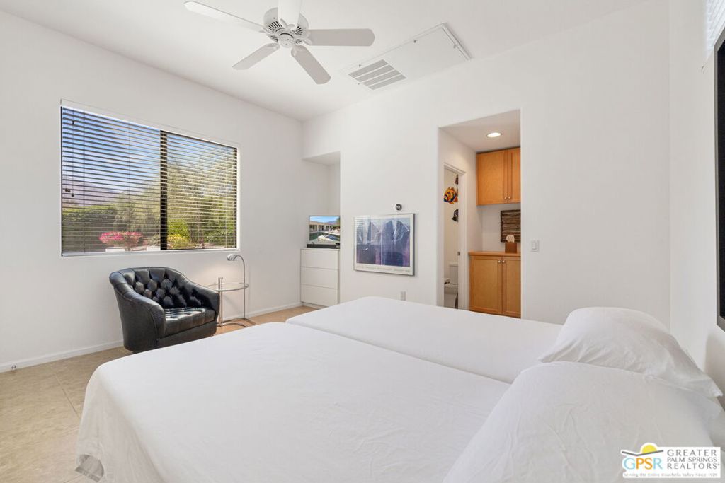 MLS #25601563PS image #44