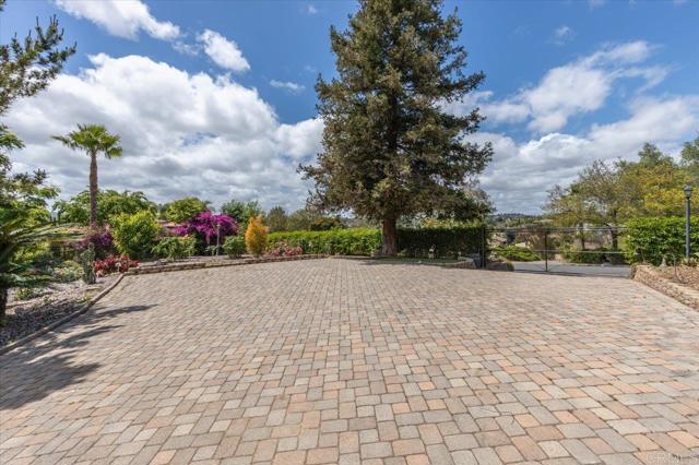 Home for Sale in Escondido