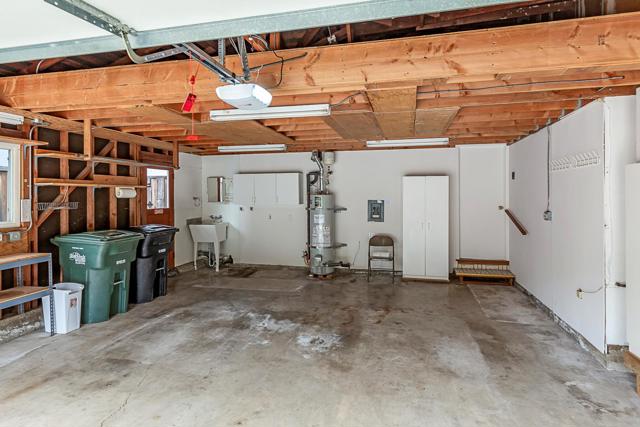712 Foothill Drive, San Mateo CA: https://media.crmls.org/mediaz/38ce17d5-20fb-42eb-8fa0-9e5dd1485dfb.jpg