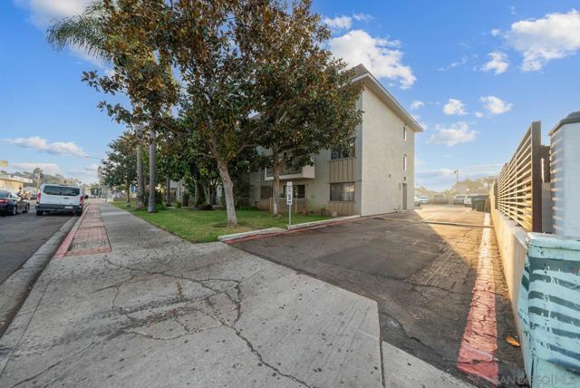 178 Fourth Ave, Chula Vista, California 91910, 2 Bedrooms Bedrooms, ,2 BathroomsBathrooms,Condominium,For Sale,Fourth Ave,240028927SD