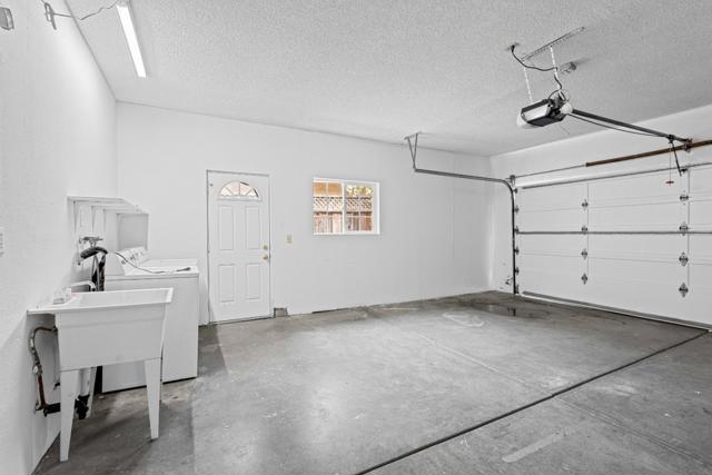 6084 Amador Place, Newark CA: https://media.crmls.org/mediaz/38cf180e-8803-443f-b5d9-1059d2839efa.jpg