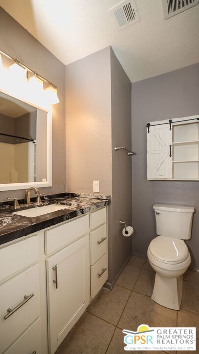 31200 Landau Boulevard, Cathedral City CA: https://media.crmls.org/mediaz/38cff668-649d-4221-b719-db0ef06a061e.jpg