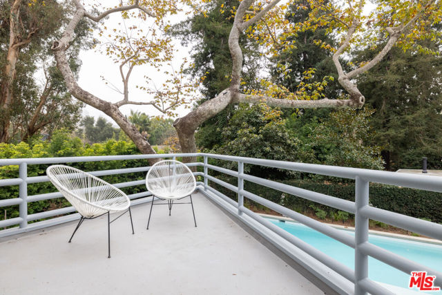 720 Brooktree Road, Los Angeles CA: https://media.crmls.org/mediaz/38d026b7-50e2-4ce7-a3e2-f52efc0d758d.jpg