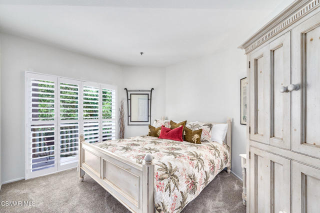 675 Oak Run Trail, Oak Park CA: https://media.crmls.org/mediaz/38d04cf5-06df-402b-965d-90e68e55ea45.jpg